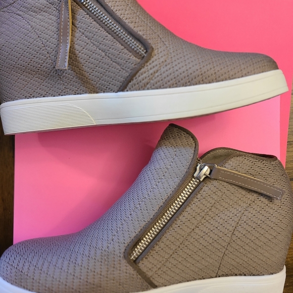 Women's Wedge Sneakers Platform Ankle Booties Size 8.5 - Picture 8 of 8